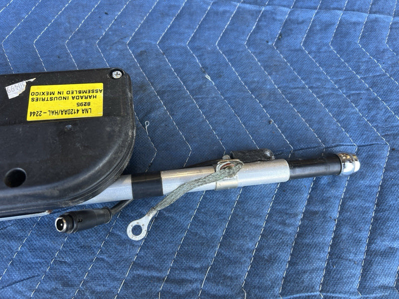 1998-2003 Jaguar XJR XJ8 X308 Power Antenna Radio FM AM Retractable OEM #4706E