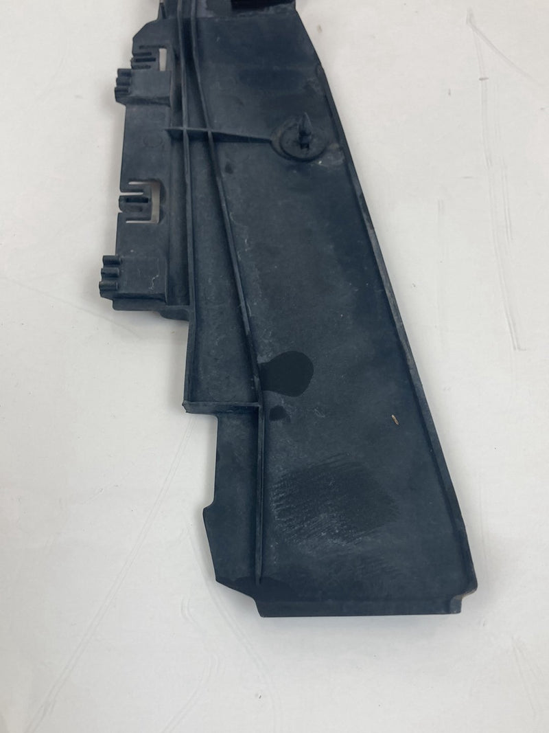 1992 Volvo 940 944 - Radiator Support Bracket PN: 1392604