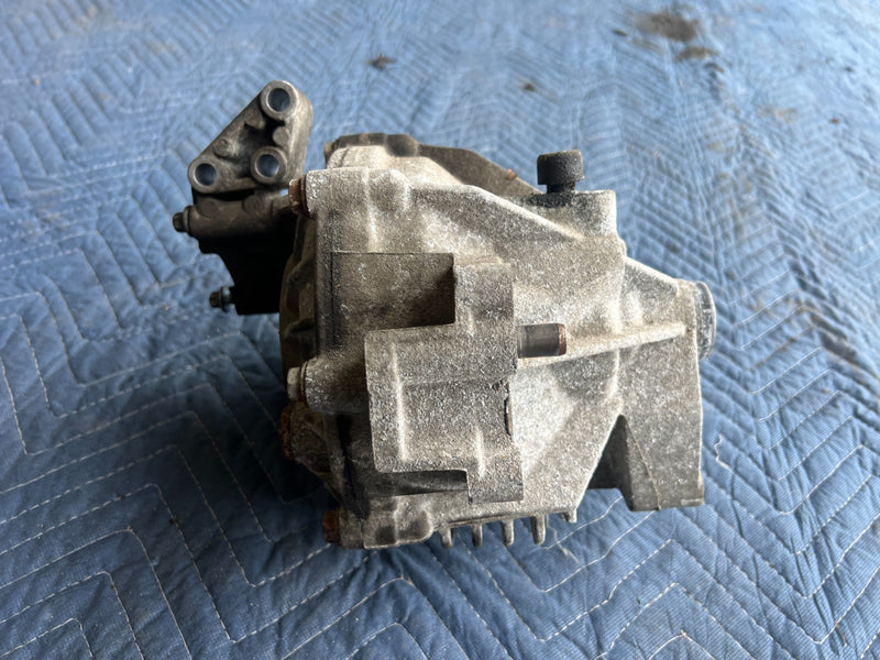 1998-2003 Mercedes W210 E320 Wagon Transfer Case Assembly Angle Gear OEM #4716EM
