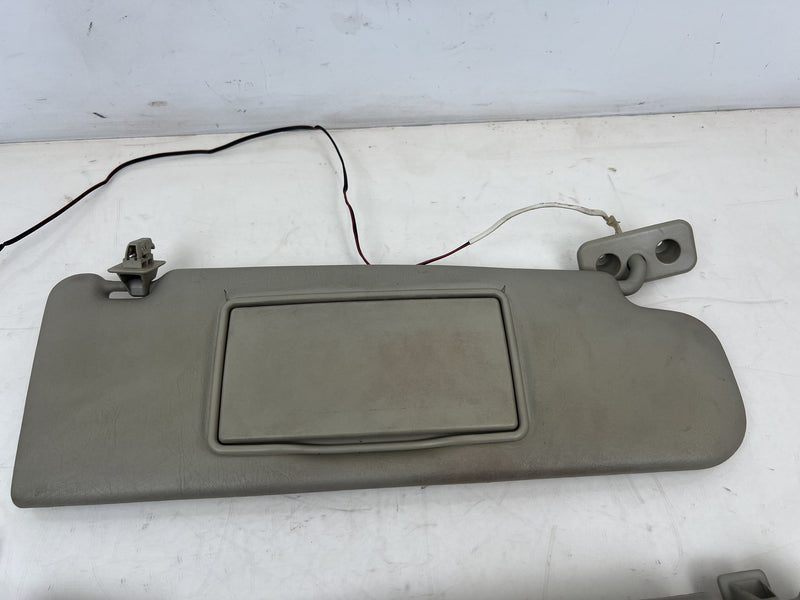 1998-2000 Volvo S70 V70 XC Sun Visor Shade Pair w/ Illumination Tan OEM #6837EM
