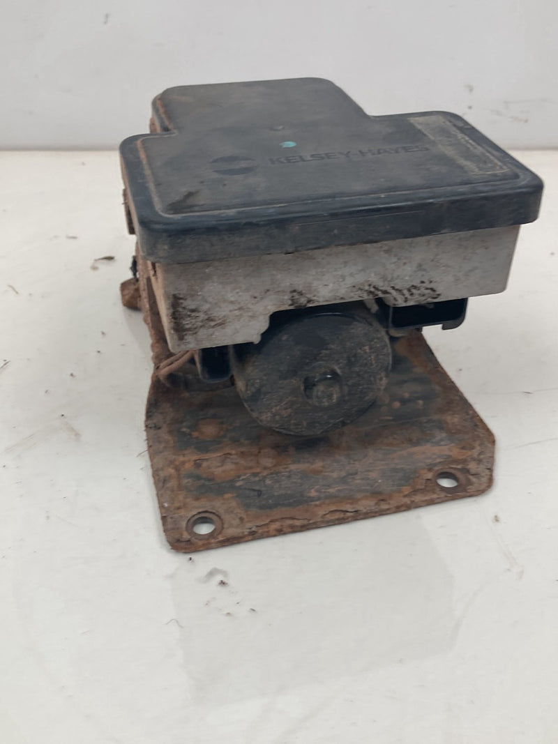 1996 Chevrolet Silverado GMT800 - ABS Pump PN: 12765501