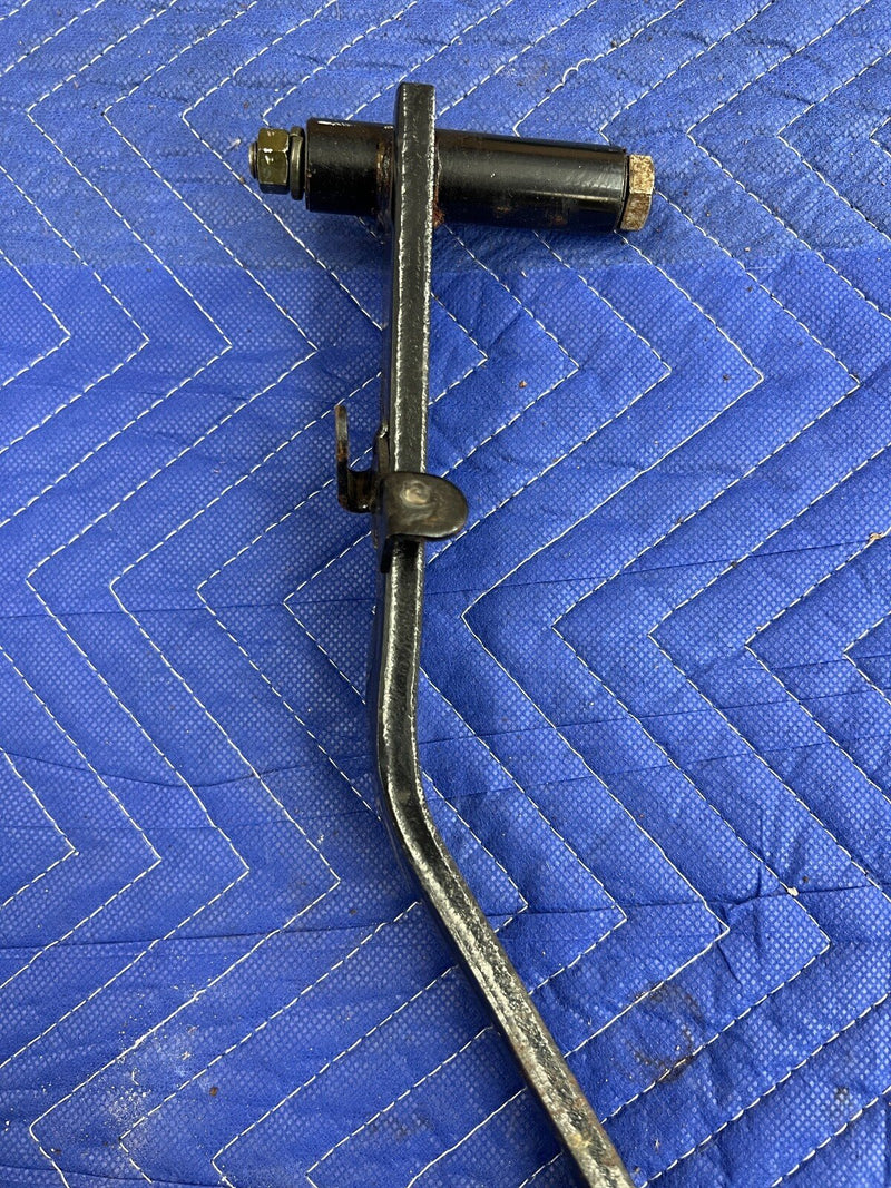 1998-2002 Isuzu Trooper Brake Pedal Assembly OEM #948EM