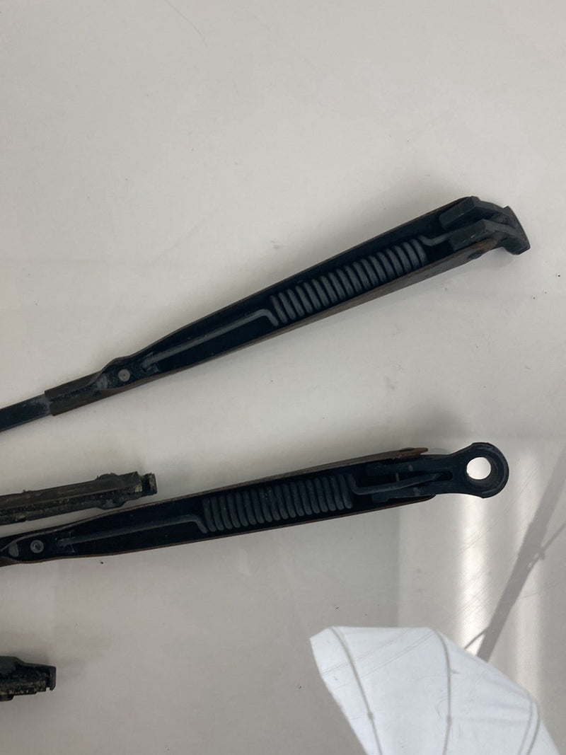 1992 Volvo 940 944 - Wiper Arm Pair