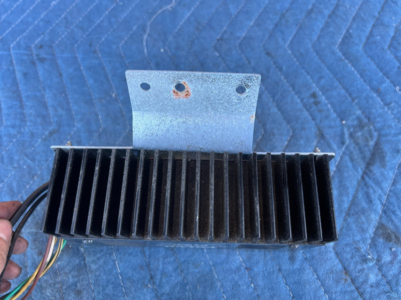 1986-1993 Volvo 240 244 245 Radio Power Amplifier HA-6115 1384766 OEM #4391EM