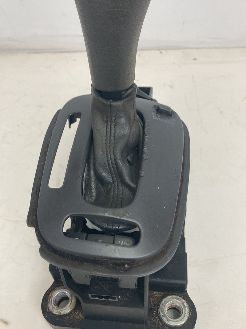 1998-2000 Volvo V70 S70 Automatic Shifter Assembly OEM #5223M