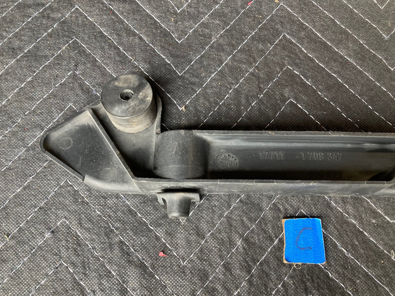 1982-1994 BMW E30 318i 325i 1709347 Radiator Mounting Bracket Mount OEM #2319M