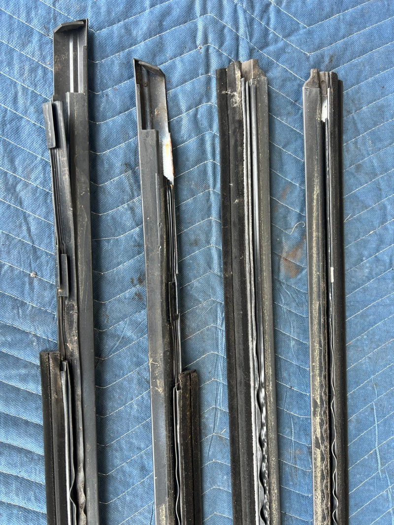 1989-1995 Volvo 740 940 Sedan LH RH Front Rear Window Seal Set of 4 OEM #3747EM