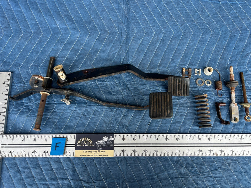 1983-1985 Porsche 944 Brake & Clutch Pedal Lever Assembly Pair OEM #2518EM