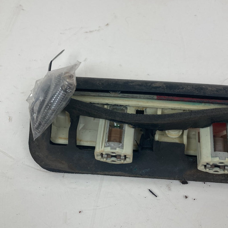 1996 Chevrolet Silverado GMT800 - Third Brake Light PN: 16521970