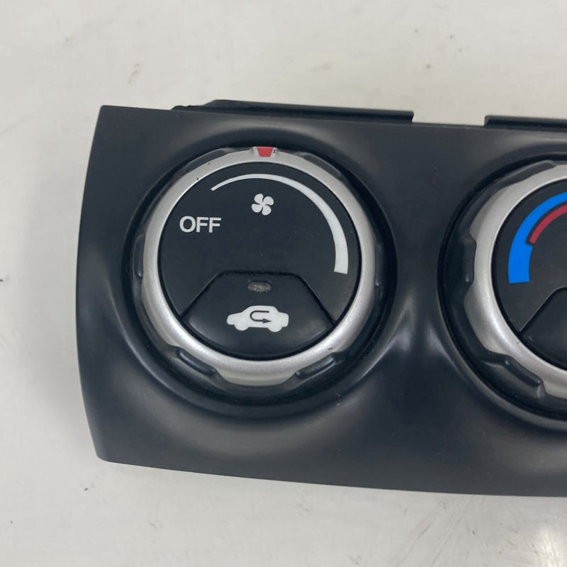 2002-2004 Honda CR-V RD2 HVAC Climate Control PP-TD23 OEM #5079M
