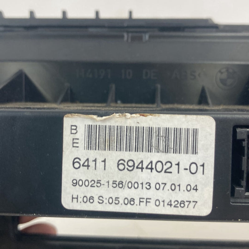 2003-2007 BMW 545i E60 HVAC Climate Control Assembly Switch 7063145 OEM #4932M