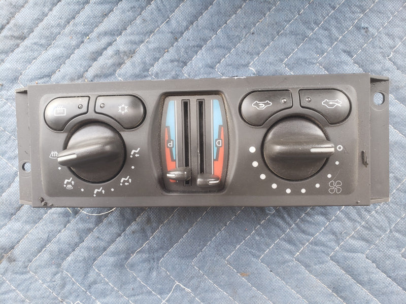 2000-2005 Chevy Impala HVAC Heat AC Climate Control Switch Panel OEM #2156CN