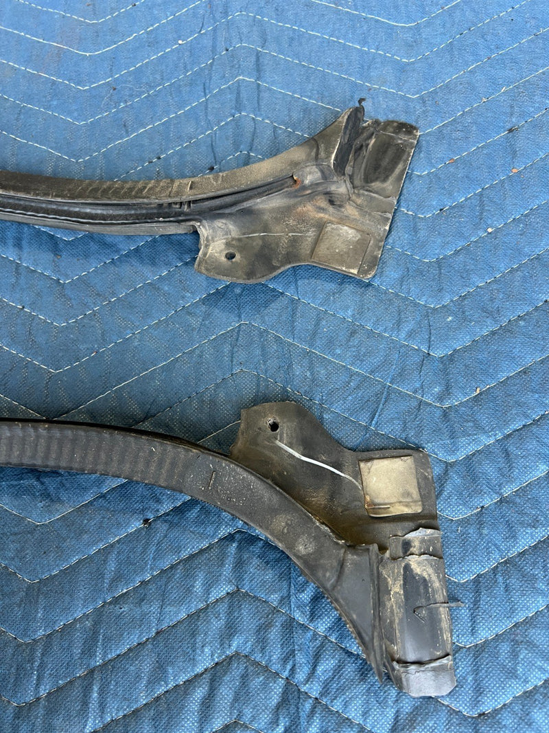 1999-2007 Chevrolet Silverado Rear Door Weather Seal Gasket Pair OEM #6503EM