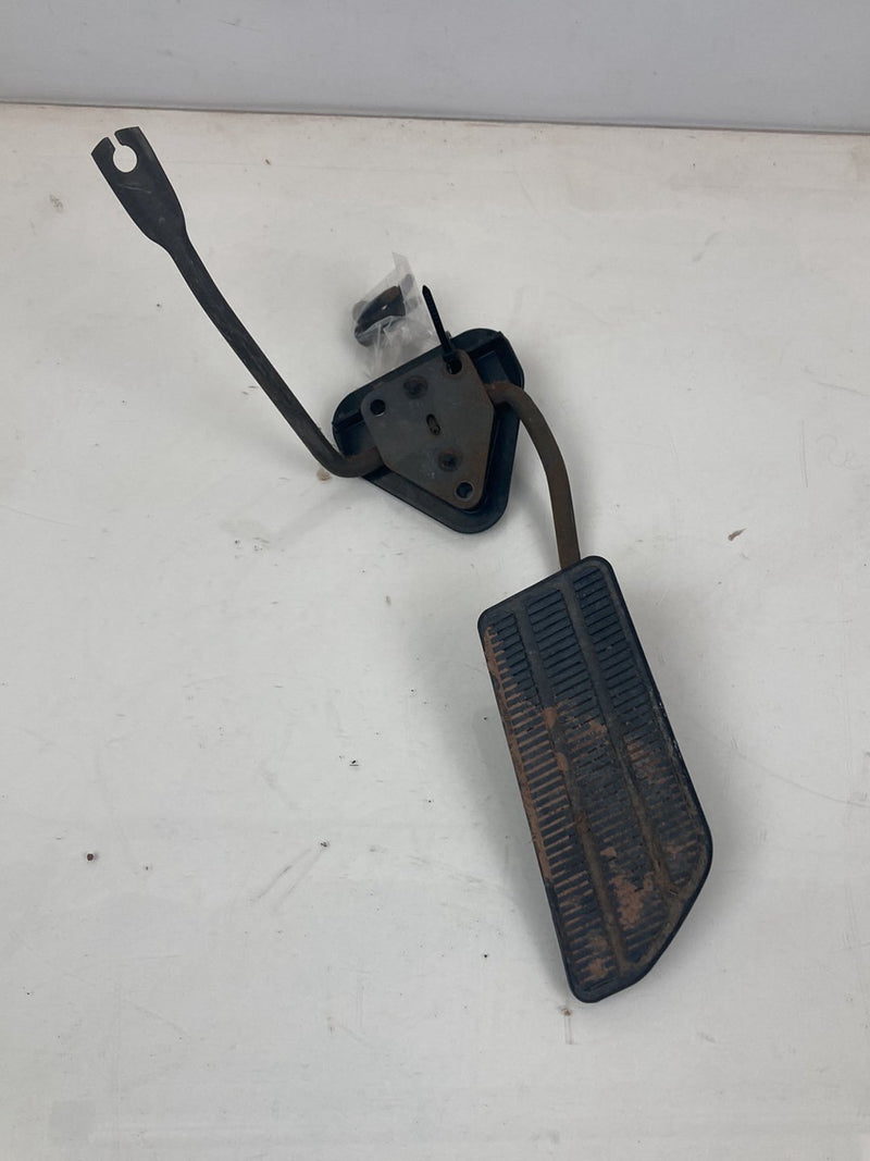 1996 Chevrolet Silverado GMT800 - Gas Pedal PN: 15978191
