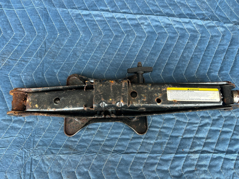 1989-1995 Volvo 740 940 Sedan Emergency Spare Tire Scissor Jack OEM #3774EM