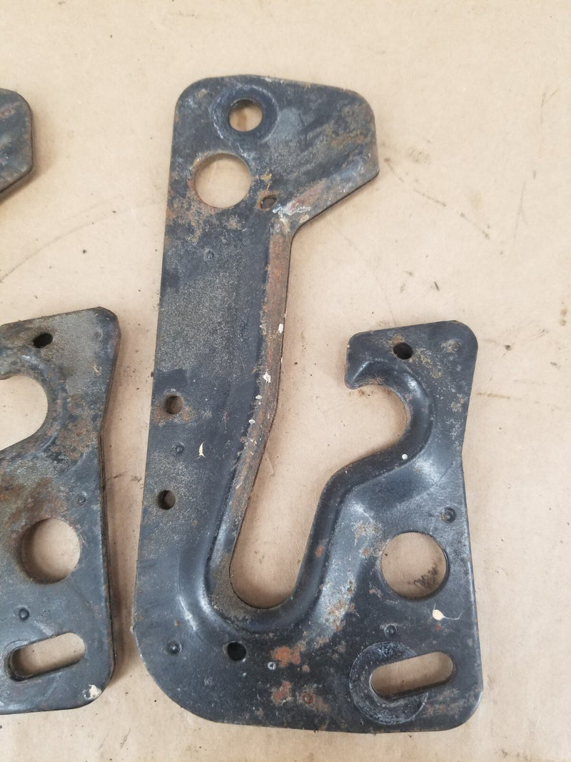 1984-93 BMW E30 318i 325i Front Hood Bonnet Hinge Bracket Support OEM #CN610