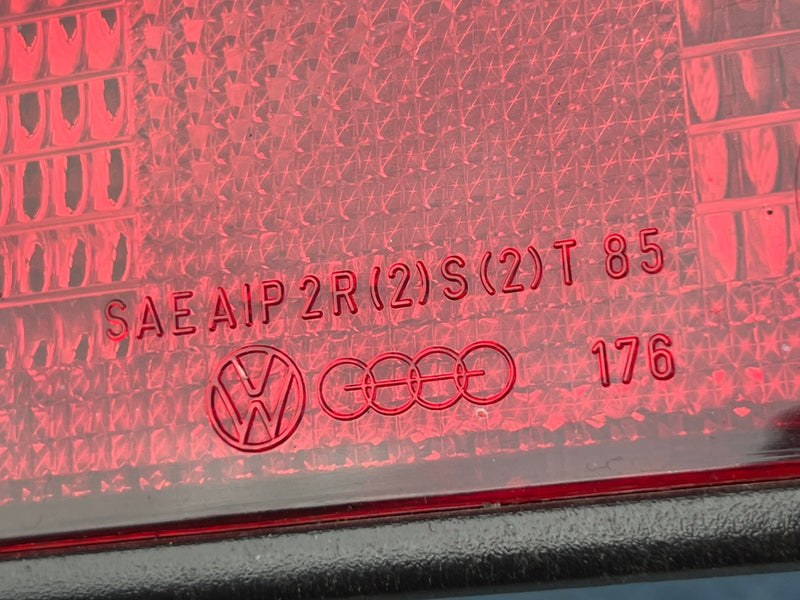 47084885