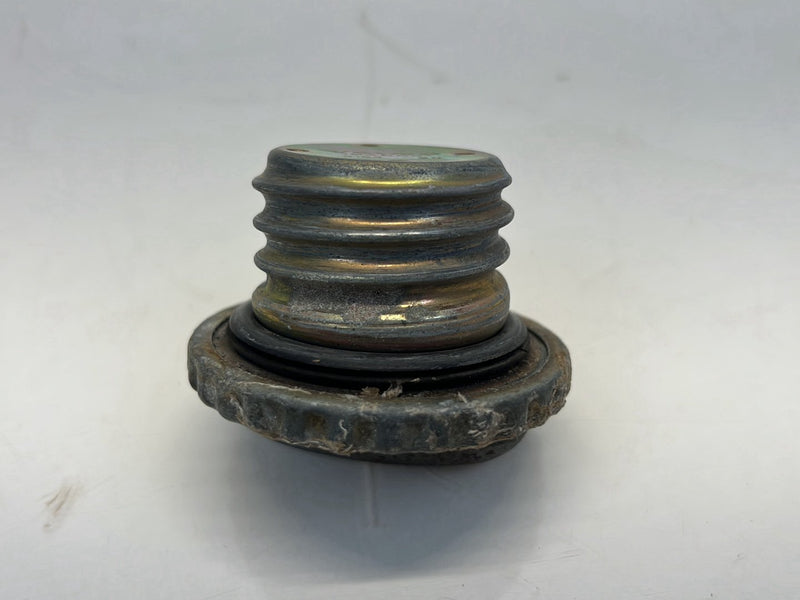 1975-1980 Volvo 244 240 Fuel Tank Cap Diesel 1246521 OEM #5255EM