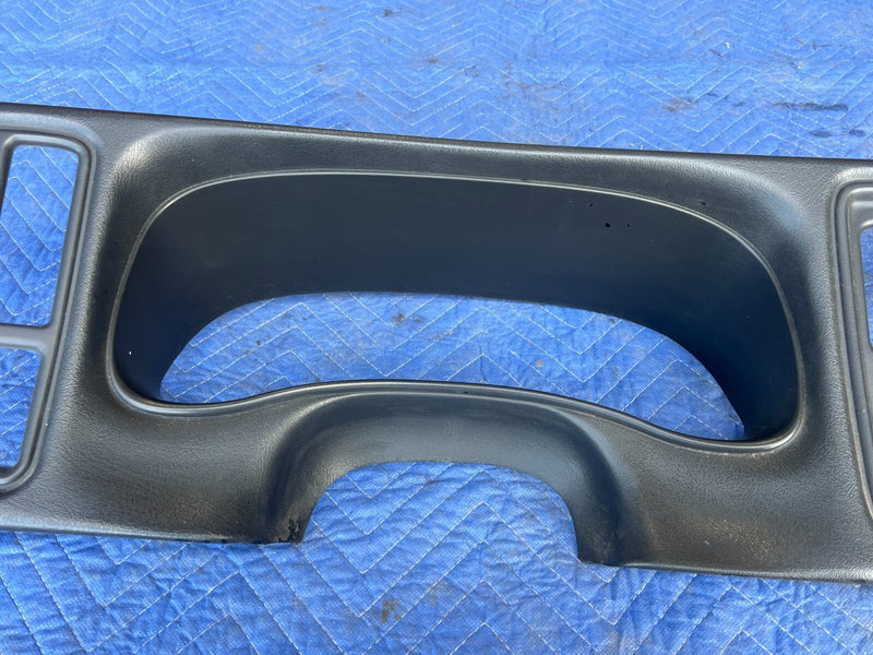 1999-2002 Chevy Silverado GM 1500 2500 Gauge Cluster Surround OEM #1830CN