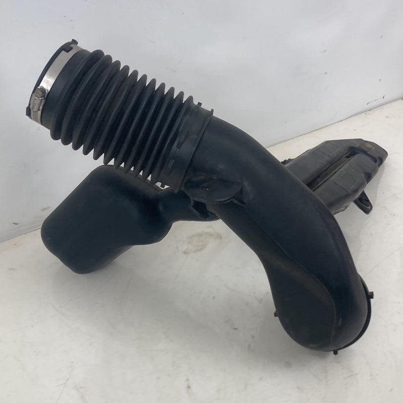 2007-2014 Chevrolet Silverado GMT900 Air Intake 10385192 ANB16003 OEM #5354M