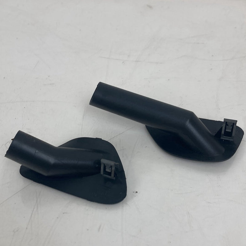 1998-2000 Volvo V70 Cowl Drain Pair Left Right 9150747 OEM #5160M