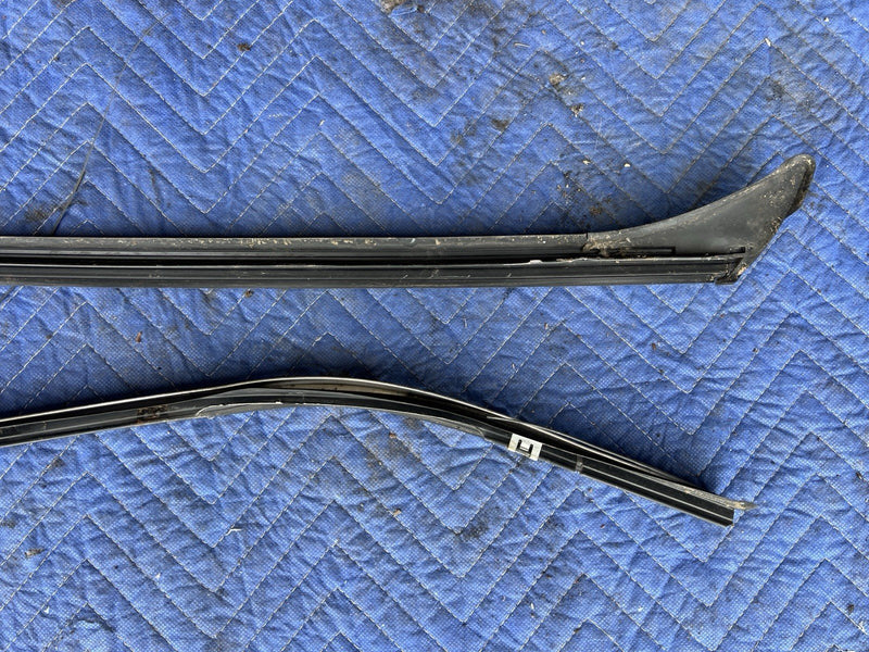 1993-1997 Volvo 850 850R Left & Right Windshield Side Gutter Trim OEM #4438E
