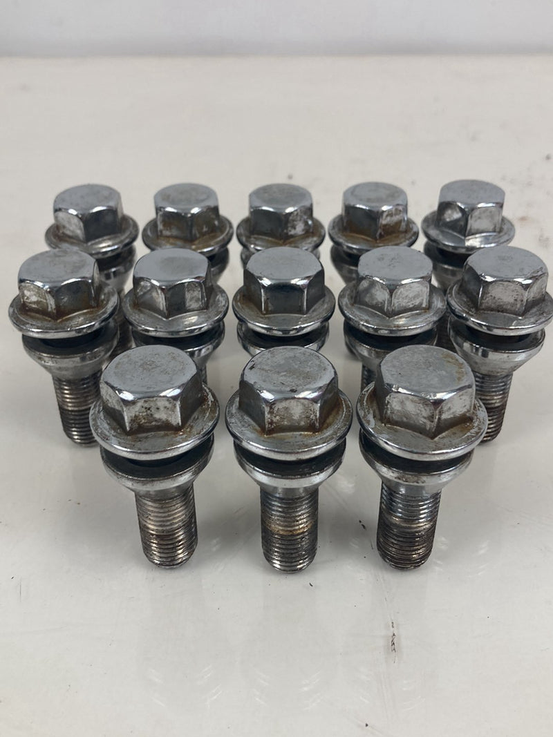 2005 Volvo XC90 I 275 Lug Bolts Nuts Chrome 30648005 OEM #4826M