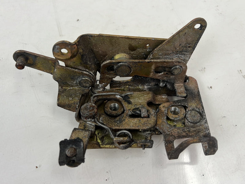 1986-1993 Volvo 240 244 Door Lock Latch Actuator w/ Linkage Rods Set of 4 OEM #5583EM