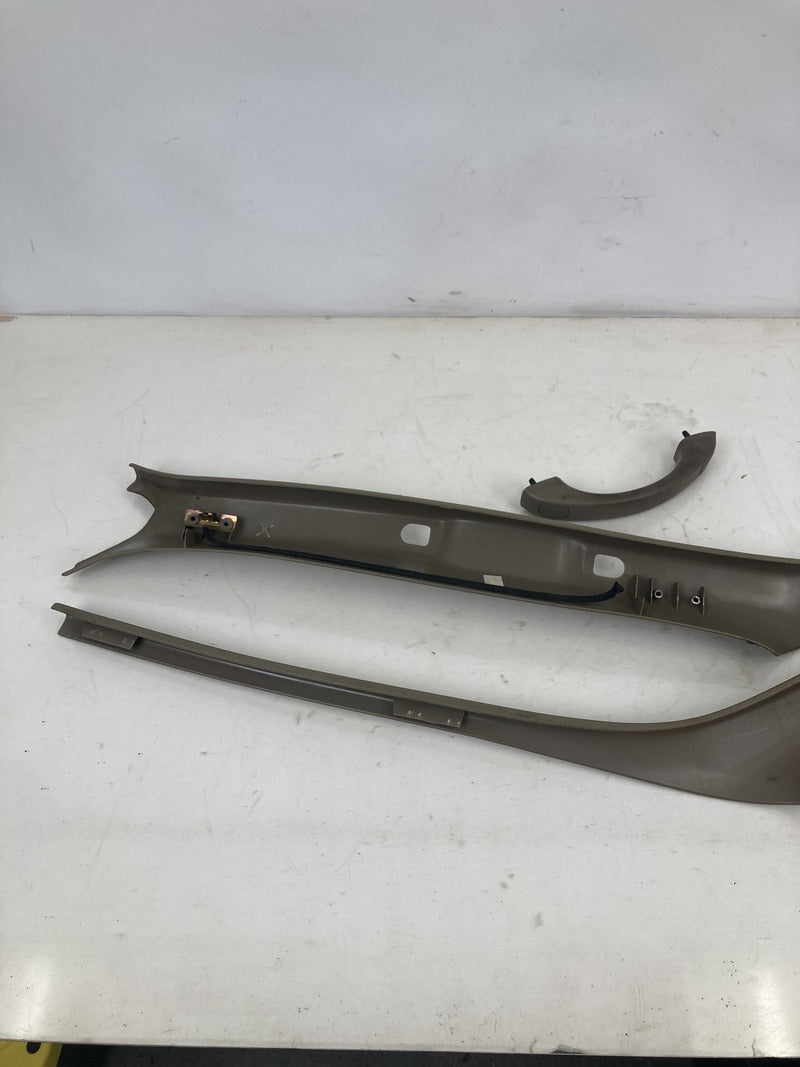 1995-1998 Chevrolet Silverado 2500 GMT400 A Pillar Trim 15707257 15952949 OEM