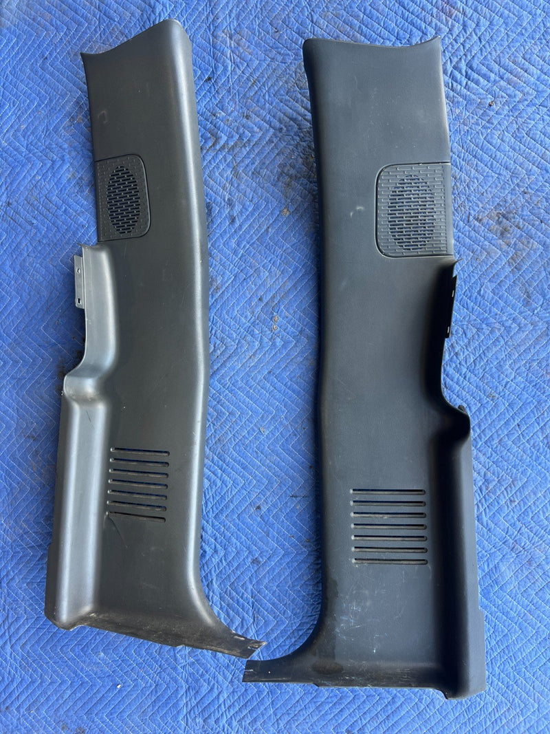 1999-2002 Chevy Silverado GM 1500 2500 B Pillar Trim Gray OEM #1839CN