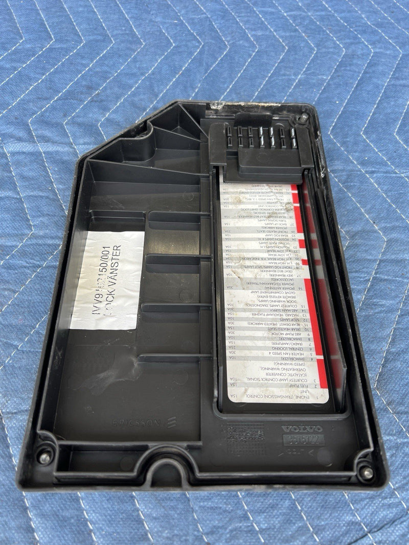 1993-1997 Volvo 850 850R V70 Engine Bay Fuse Box Cover Lid 3515122 OEM #4494E