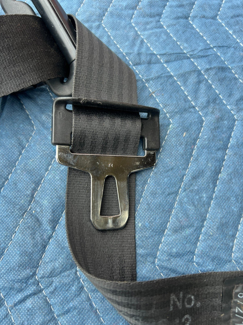 1986-1993 Volvo 240 244 245 Front Passenger Right Seat Belt Retractor OE #4050EM