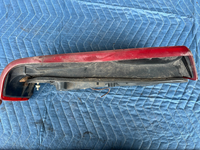 1989-1995 Volvo 740 940 Sedan Rear RH Right Tail Light Lamp Assembly OEM #3777EM