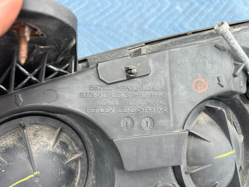 2006-2010 Pontiac G6 Right RH Head Lamp Light Assembly OEM #58DU