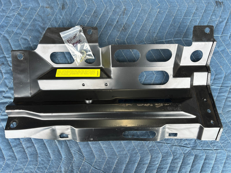 1989-1995 Volvo 740 940 Sedan Driver Left Dash Brace Frame Bracket OEM #3666EM