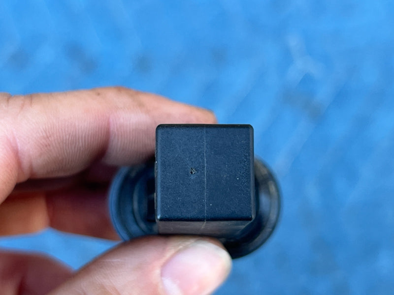 2002-2005 BMW 330xi 325xi E46 Fuel Door Lock Sensor Switch 82289392 OEM #4813EM