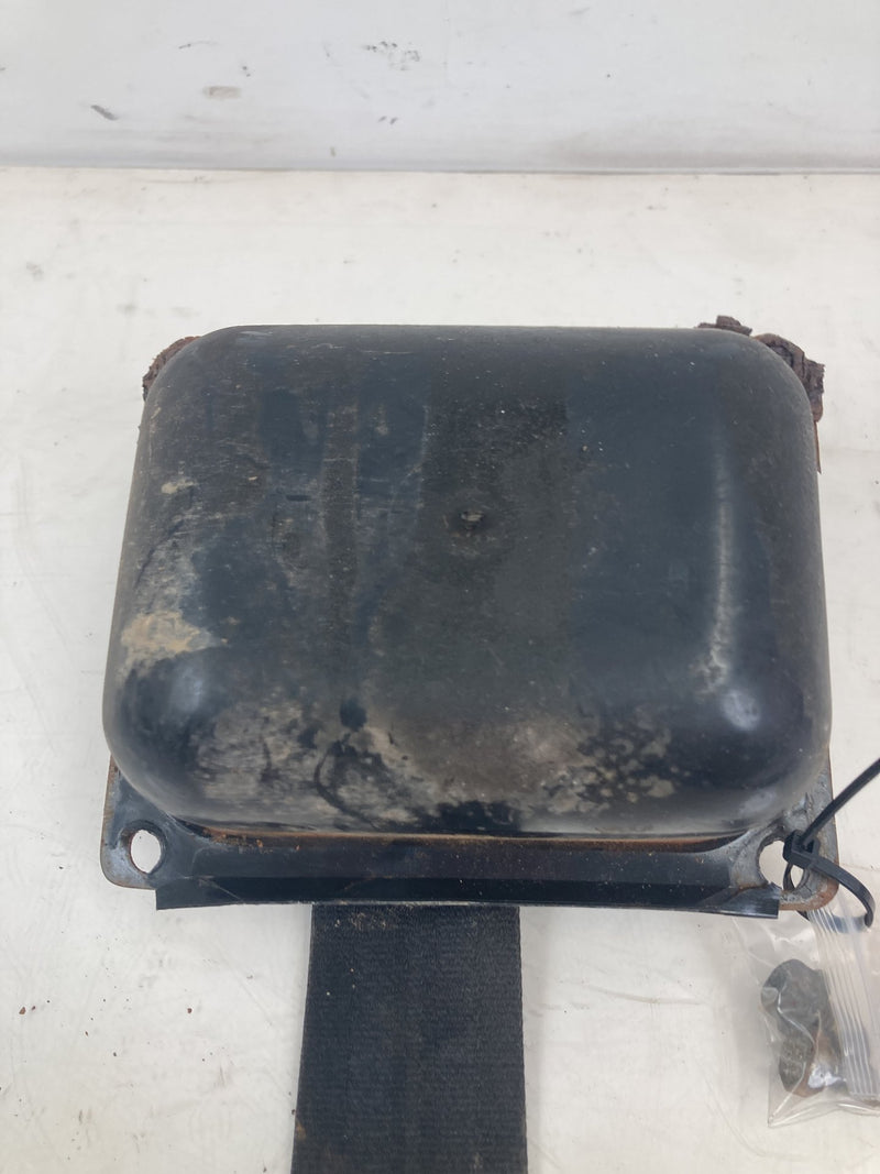 1981-1985 Volvo 240 245 Seat Belt Front Left 1313427 1210574 OEM