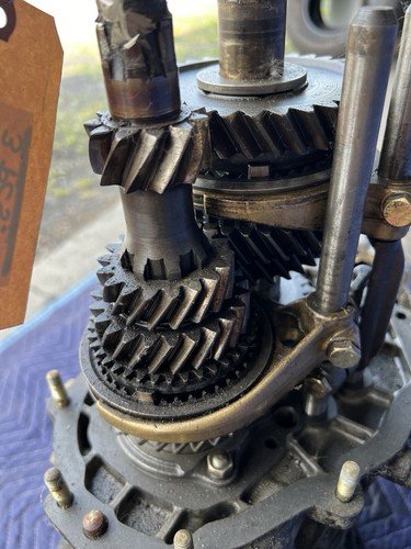 1972 Porsche 915 Transmission 5 Speed 915/02 7327434 6 Cylinder Cars OEM #3614E