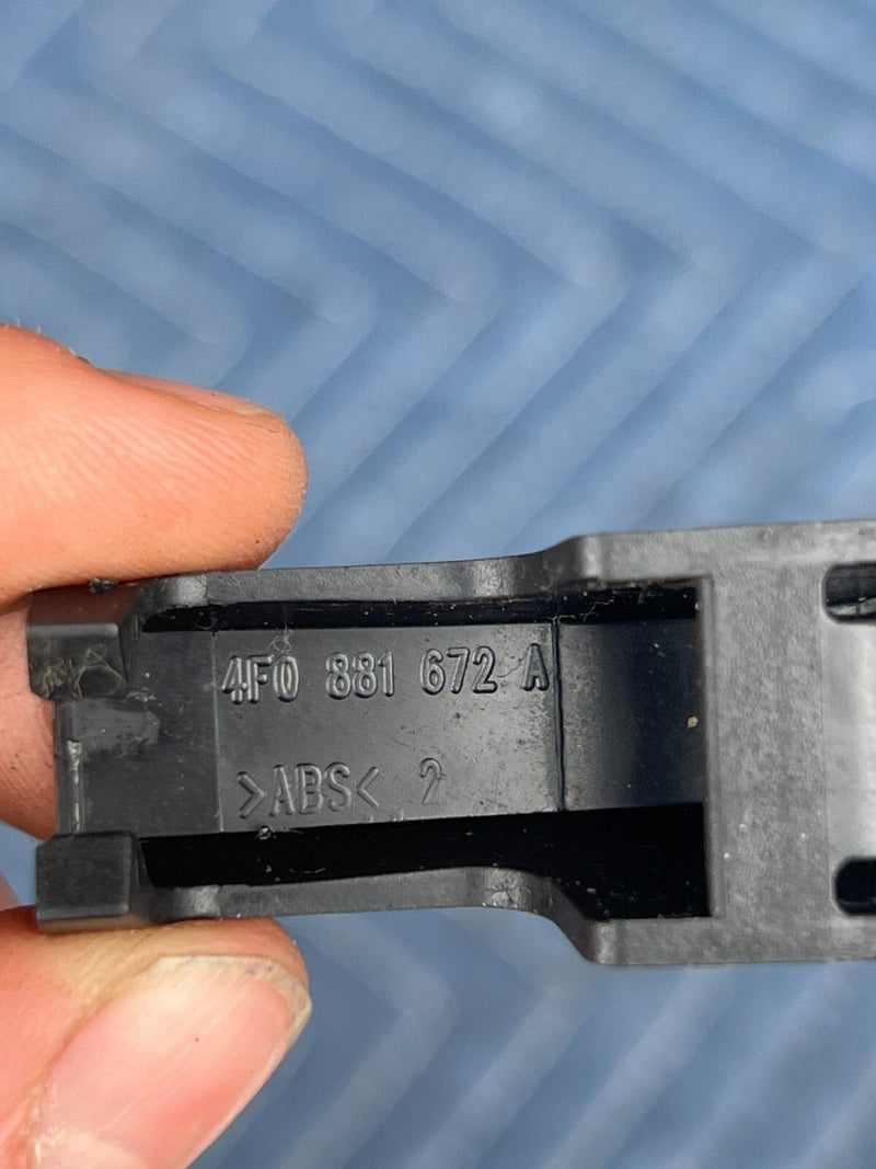 2005-2011 Audi A6 Front + Rear Left + Right Seat Hardware OEM #39ZJ