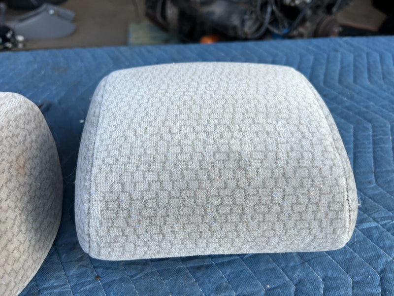 2003-2008 Toyota Corolla Front Right & Left Gray Cloth Seat Headrest OEM #3321EM