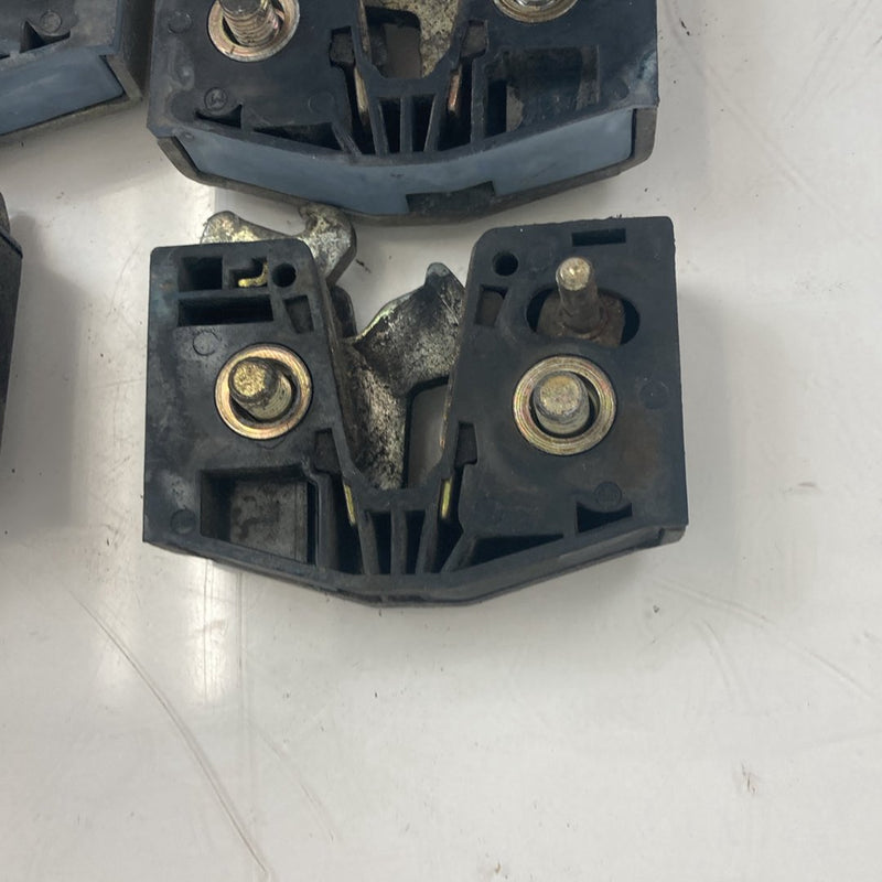 1986-1993 Volvo 240 244 Door Latch Set of 4 6438 042S OEM #4883M