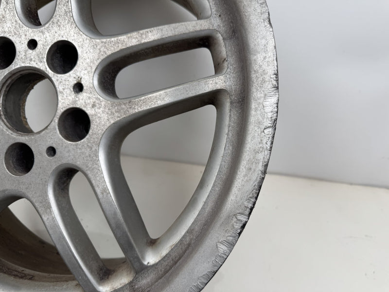 1999 BMW 540i E39 - Wheel