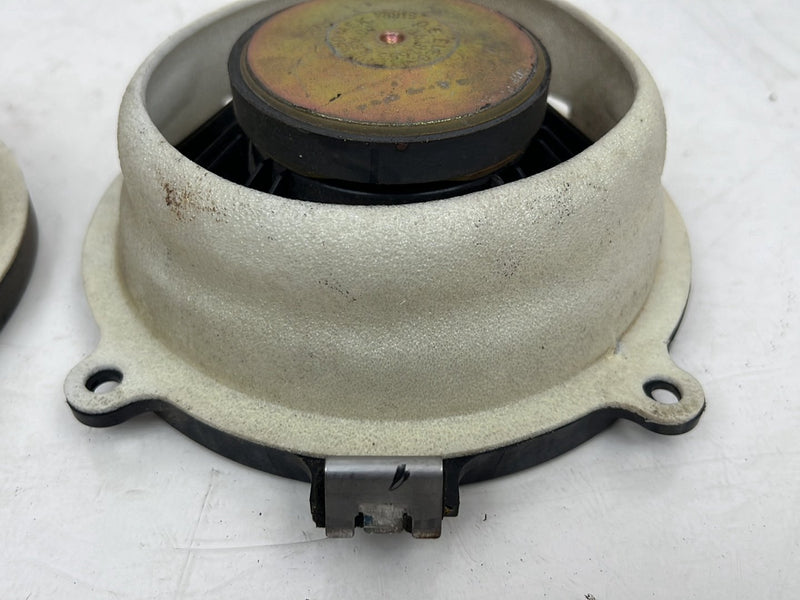 1995-1998 Chevrolet GMC C/K Left & Right Door Speaker Pair OEM