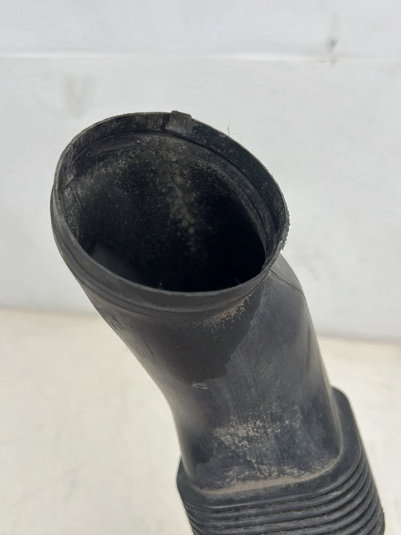 1993-1997 Volvo 850 Air Intake Duct Hose Tube 3528118 OEM