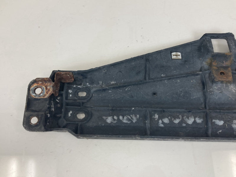 1992 Volvo 940 944 - Radiator Support Bracket PN: 1355330