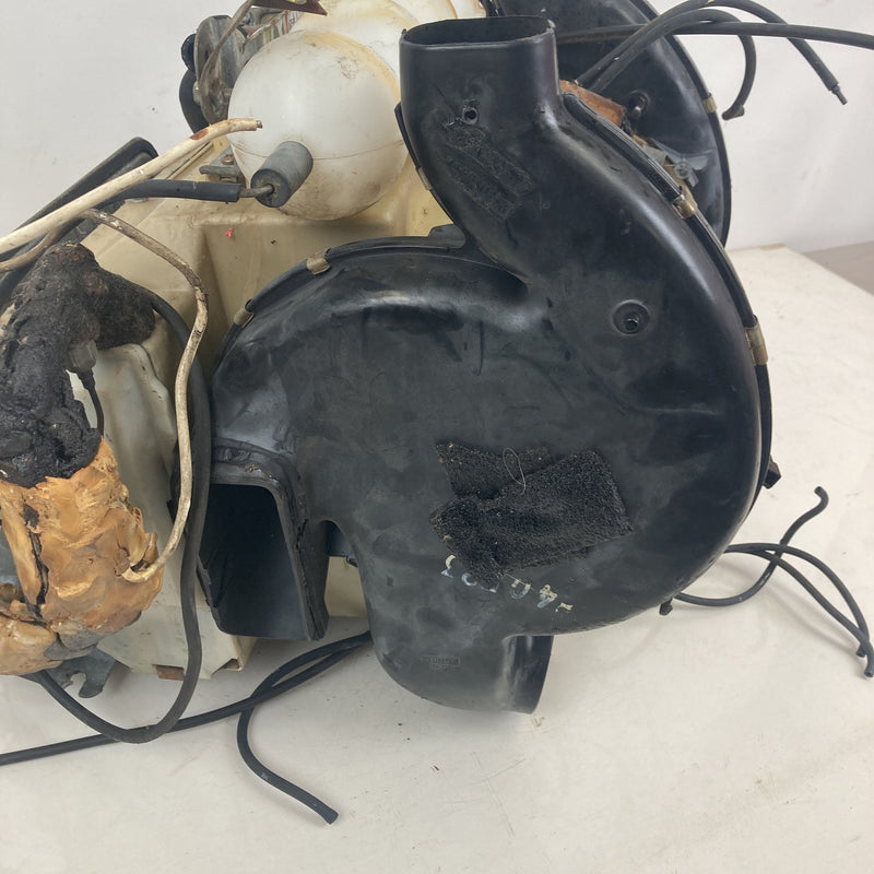 1981-1985 Volvo 240 245 HVAC Box Heater Core AC Assembly 1259981 OEM