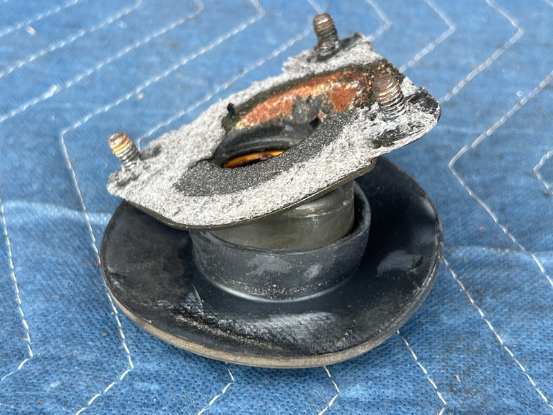 1992-1995 Volvo 940 740 Firewall Steering Column Seal Boot & Bearing OEM #3248EM
