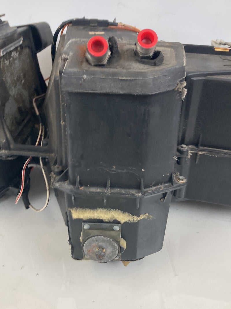 1992 Volvo 940 944 - HVAC Box PN: 3537770