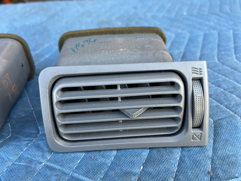 2003-2008 Toyota Corolla Dash Right & Left AC Heat Air Vent Pair OEM #3348EM