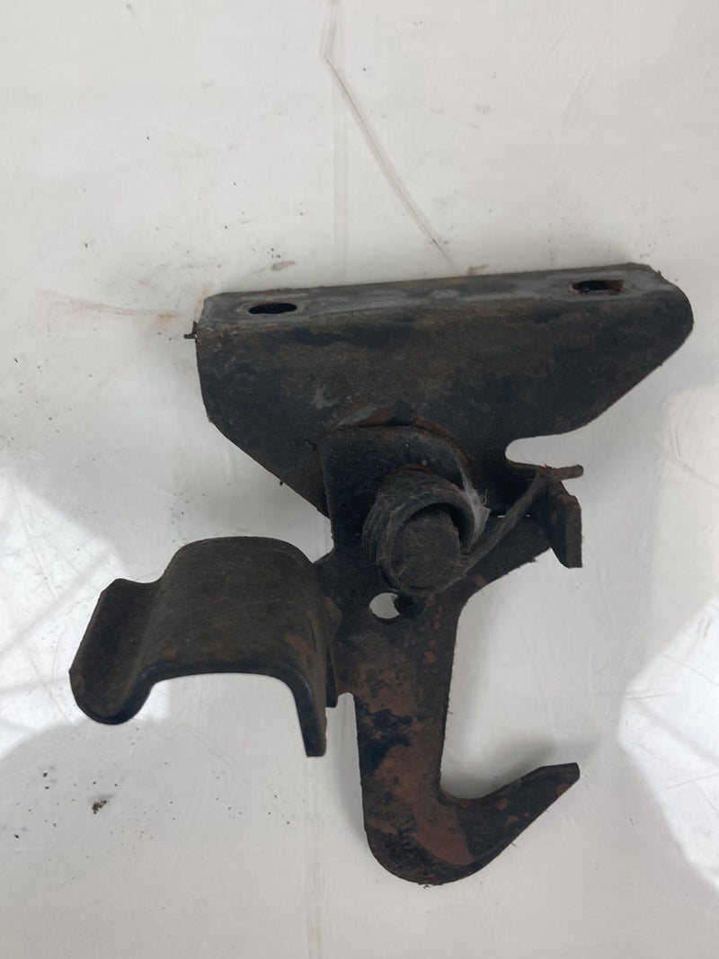 1996 Chevrolet Silverado GMT800 - Hood Latch